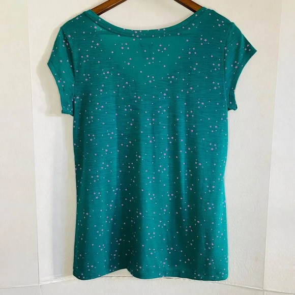 Aerie Size Medium T-Shirt - Green Star Print V-Neck Short Sleeve - Picture 6 of 6